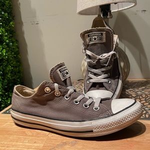 Converse All Star Chuck Taylor Men’s size 7